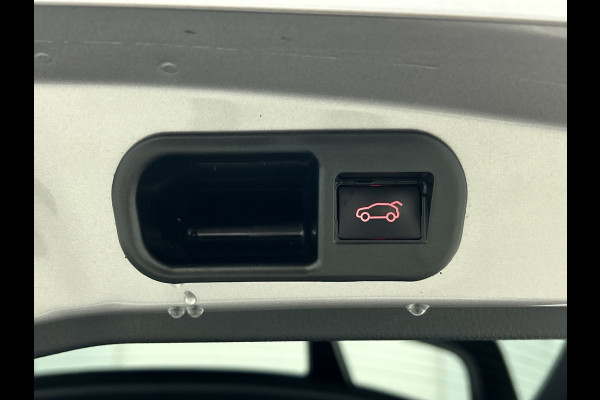Toyota C-HR 1.8 Hybrid Style(Goed Onderh, Camera, Navi, StoelV, Cruise Con, Parkeerhulp, Etc) Toyota C-HR 1.8 Hybrid Style(Goed Onderh, Camera, Navi, StoelV, Cruise Con, Parkeerhulp, Etc)