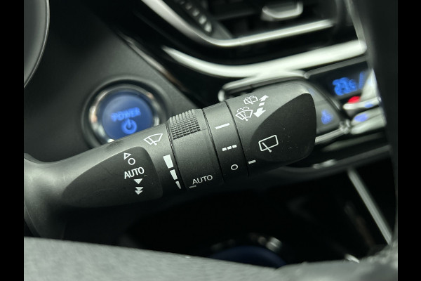 Toyota C-HR 1.8 Hybrid Style(Goed Onderh, Camera, Navi, StoelV, Cruise Con, Parkeerhulp, Etc) Toyota C-HR 1.8 Hybrid Style(Goed Onderh, Camera, Navi, StoelV, Cruise Con, Parkeerhulp, Etc)