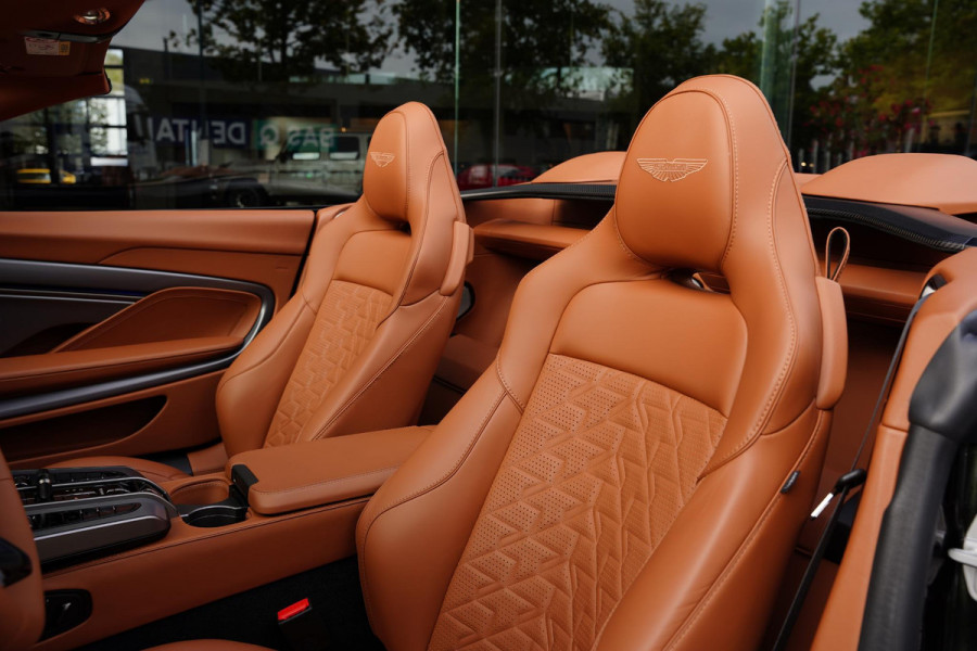 Aston Martin Vanquish Volante 5.2 V12 MY 26 824 Pk Aston Martin Vanquish Volante 5.2 V12 MY 26 824 Pk