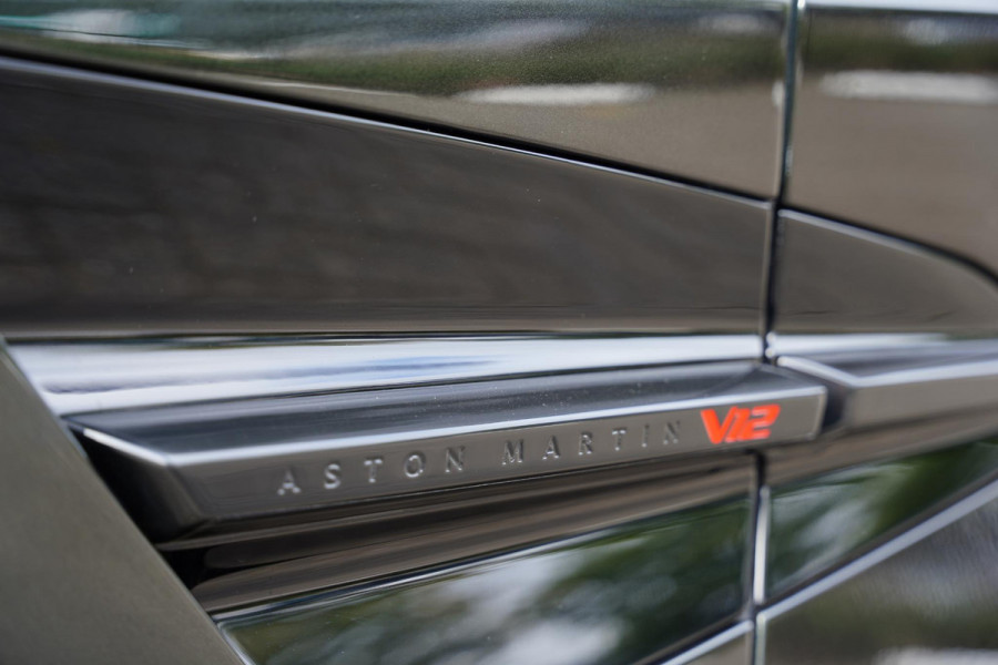 Aston Martin Vanquish Volante 5.2 V12 MY 26 824 Pk Aston Martin Vanquish Volante 5.2 V12 MY 26 824 Pk