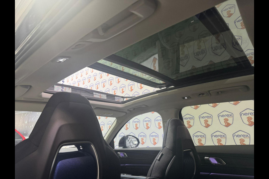 Lynk & Co 01 1.5/PANO/360CAM/AUTO-PILOT/MEMORY/APPLE-CARPLAY/BLACK ON BLACK Lynk & Co 01 1.5/PANO/360CAM/AUTO-PILOT/MEMORY/APPLE-CARPLAY/BLACK ON BLACK