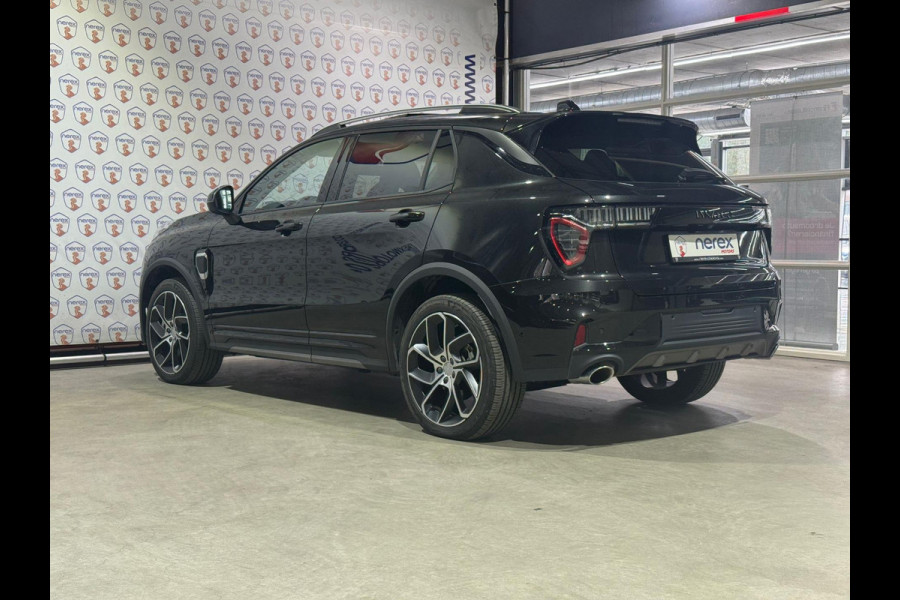 Lynk & Co 01 1.5/PANO/360CAM/AUTO-PILOT/MEMORY/APPLE-CARPLAY/BLACK ON BLACK Lynk & Co 01 1.5/PANO/360CAM/AUTO-PILOT/MEMORY/APPLE-CARPLAY/BLACK ON BLACK