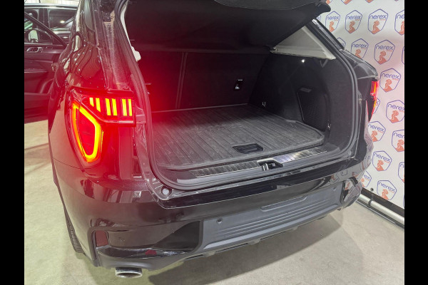 Lynk & Co 01 1.5/PANO/360CAM/AUTO-PILOT/MEMORY/APPLE-CARPLAY/BLACK ON BLACK Lynk & Co 01 1.5/PANO/360CAM/AUTO-PILOT/MEMORY/APPLE-CARPLAY/BLACK ON BLACK