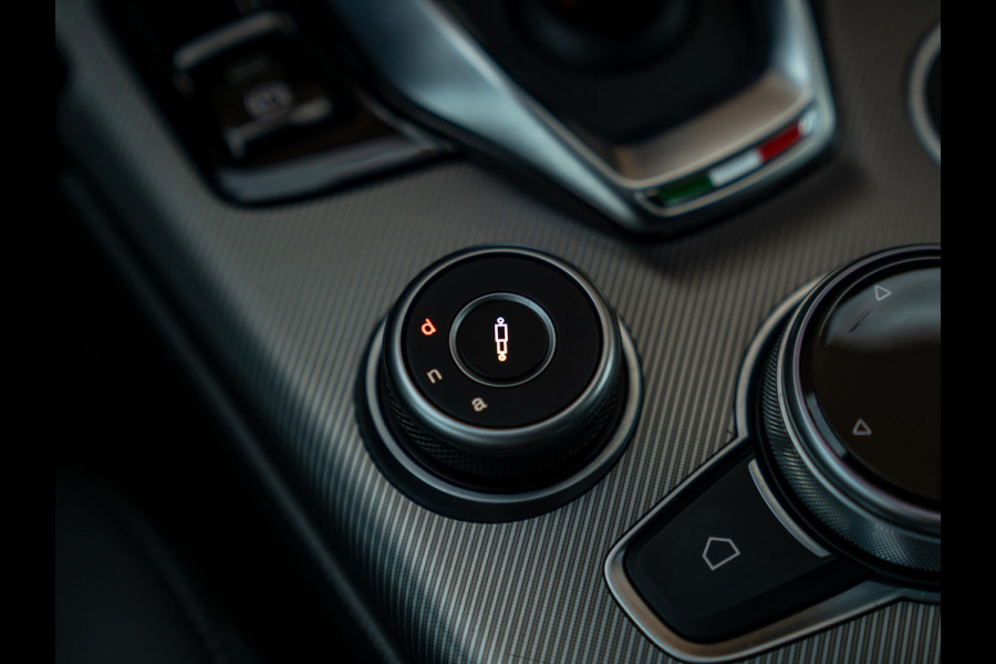 Alfa Romeo Giulia 2.0T 280pk GME AWD Competizione Q4 MY25 | Harman/Kardon | CarPlay | Adapt. cruise