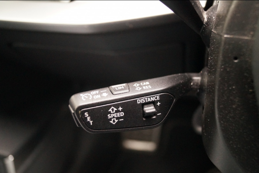 Audi A3 Sportback 30 TFSI Automaat S-Line Edition -NAVI-ECC-PDC- Audi A3 Sportback 30 TFSI Automaat S-Line Edition -NAVI-ECC-PDC-