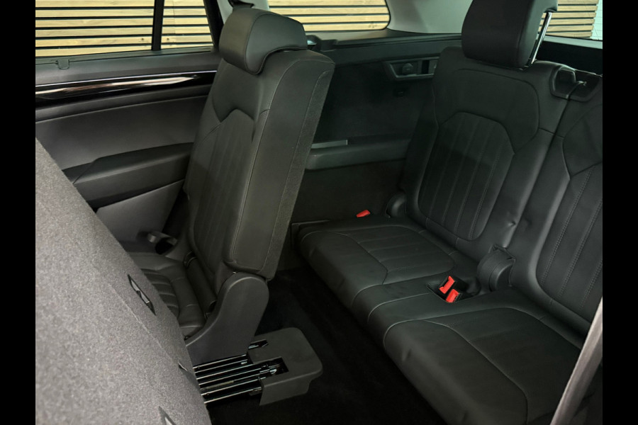 Škoda Kodiaq 1.5 TSI Laurin & Klement Business Edition Plus 7personen | Pano | Navi | LED