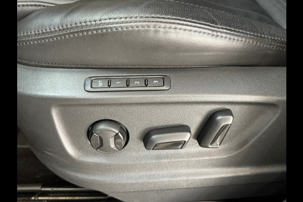 Škoda Kodiaq 1.5 TSI Laurin & Klement Business Edition Plus 7personen | Pano | Navi | LED