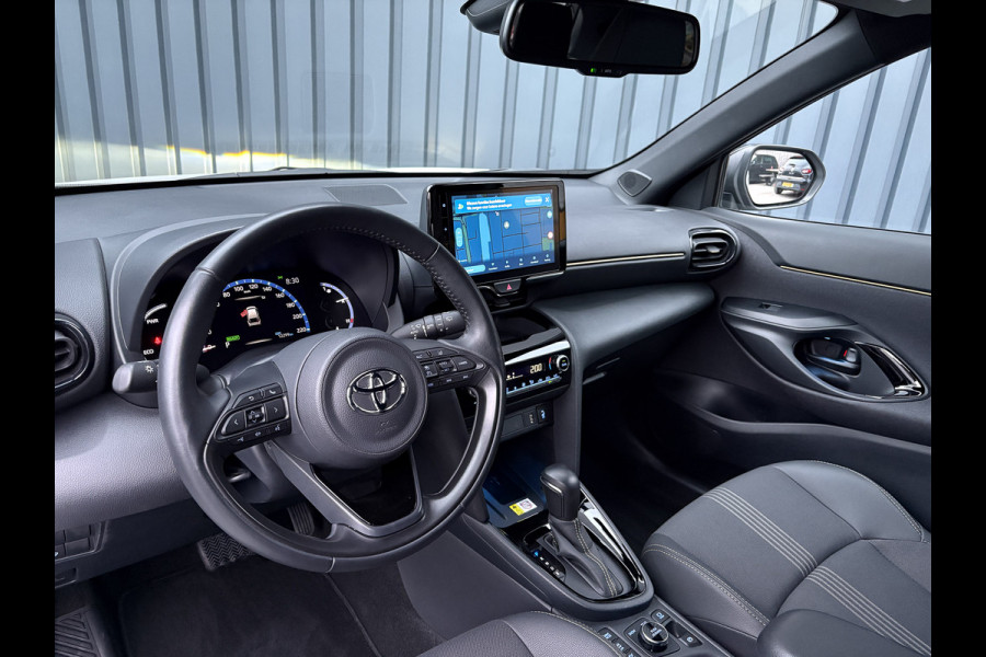 Toyota Yaris Cross 1.5 Hybrid AWD Adventure | Blind Spot | Stoel & Stuur verw. | Parkeersensoren | Prijs Rijklaar!! Toyota Yaris Cross 1.5 Hybrid AWD Adventure | Blind Spot | Stoel & Stuur verw. | Parkeersensoren | Prijs Rijklaar!!