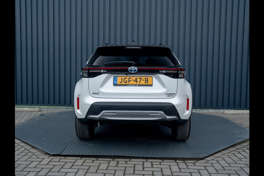 Toyota Yaris Cross 1.5 Hybrid AWD Adventure | Blind Spot | Stoel & Stuur verw. | Parkeersensoren | Prijs Rijklaar!! Toyota Yaris Cross 1.5 Hybrid AWD Adventure | Blind Spot | Stoel & Stuur verw. | Parkeersensoren | Prijs Rijklaar!!