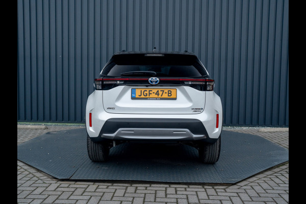 Toyota Yaris Cross 1.5 Hybrid AWD Adventure | Blind Spot | Stoel & Stuur verw. | Parkeersensoren | Prijs Rijklaar!! Toyota Yaris Cross 1.5 Hybrid AWD Adventure | Blind Spot | Stoel & Stuur verw. | Parkeersensoren | Prijs Rijklaar!!
