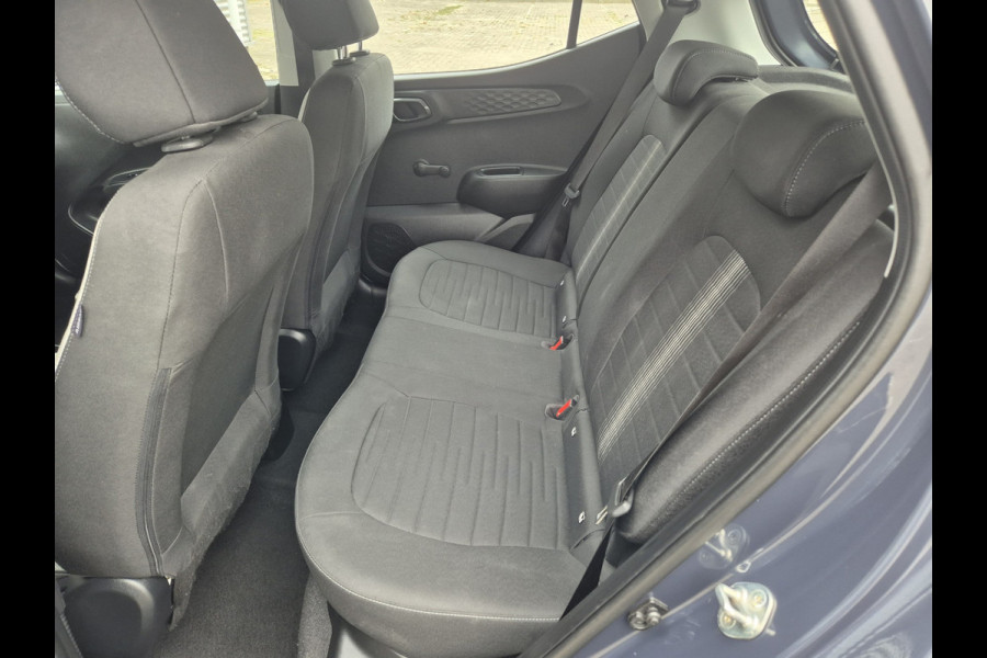 Hyundai i10 1.0 5Drs,Airco,stoel/stuurverwarming,Lane assist,Bluethooth,Parkeersensoren