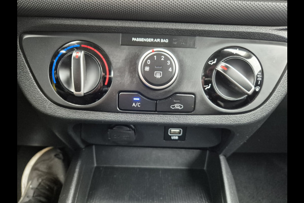 Hyundai i10 1.0 5Drs,Airco,stoel/stuurverwarming,Lane assist,Bluethooth,Parkeersensoren
