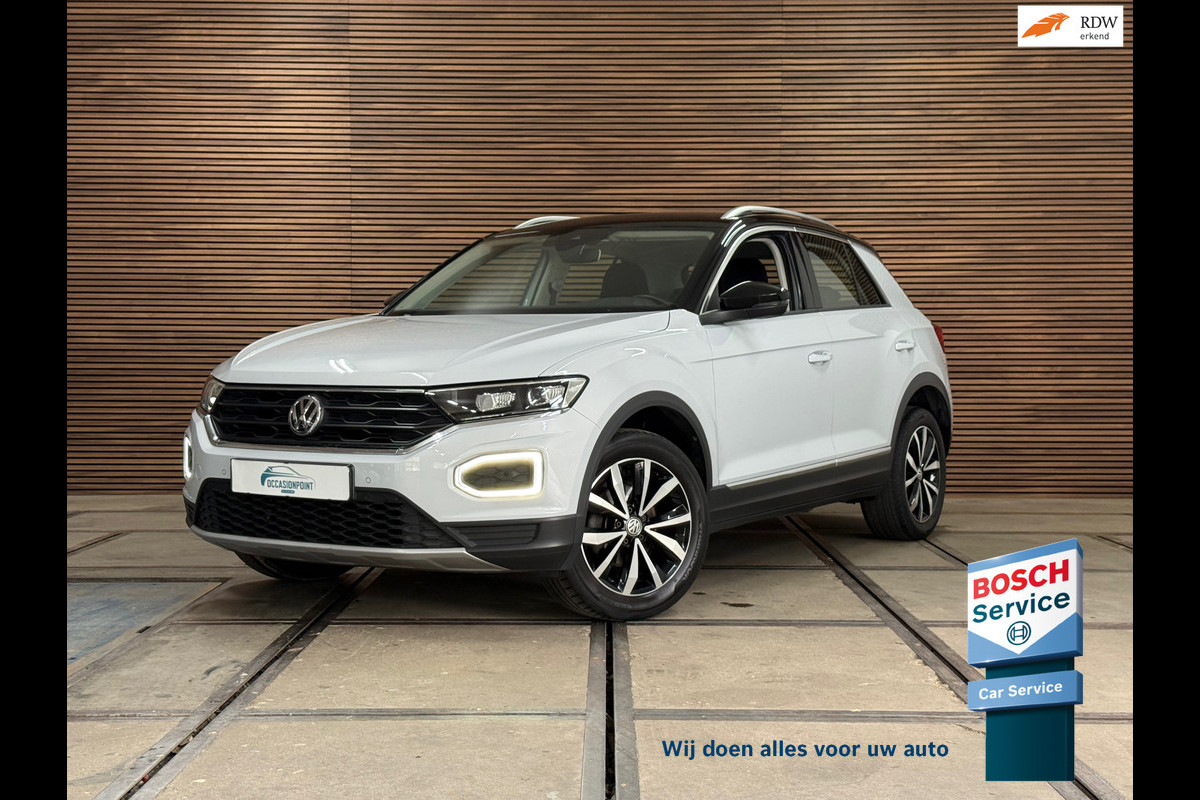 Volkswagen T-Roc 1.0 TSI Style | Virtual Cockpit | LED | Carplay | PDC voor + achter | Style Plus Pakket Volkswagen T-Roc 1.0 TSI Style | Virtual Cockpit | LED | Carplay | PDC voor + achter | Style Plus Pakket