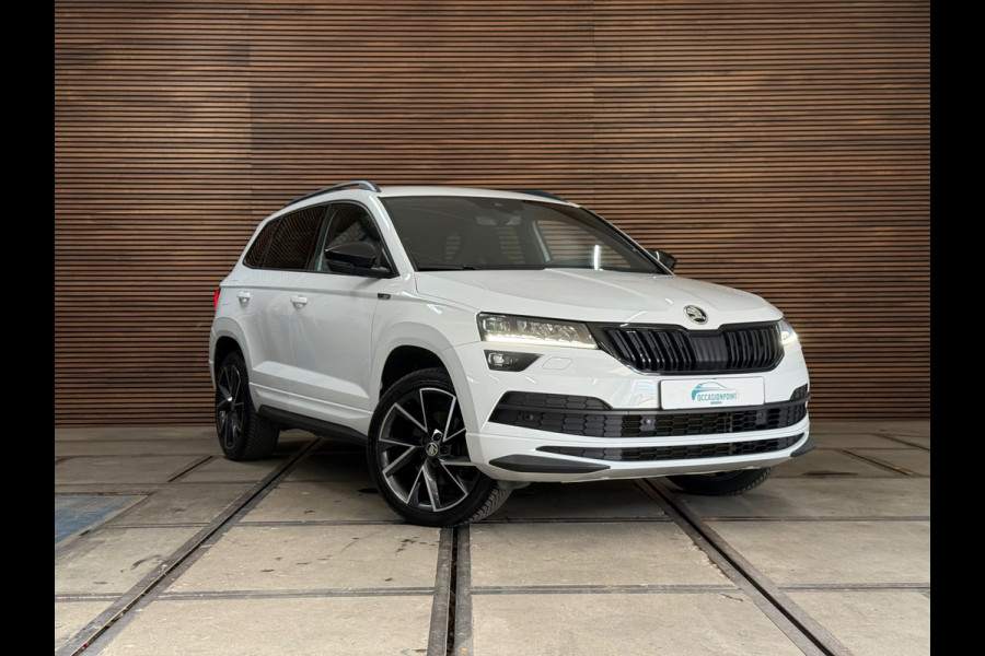 Škoda Karoq 1.5 TSI DSG 4x4 Sportline Business | 1800KG Trekgewicht | Carplay | Sportstoelen | Camera