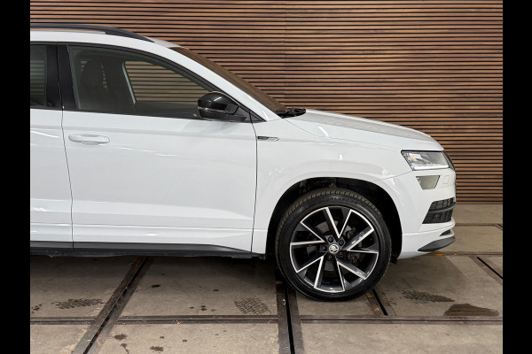 Škoda Karoq 1.5 TSI DSG 4x4 Sportline Business | 1800KG Trekgewicht | Carplay | Sportstoelen | Camera