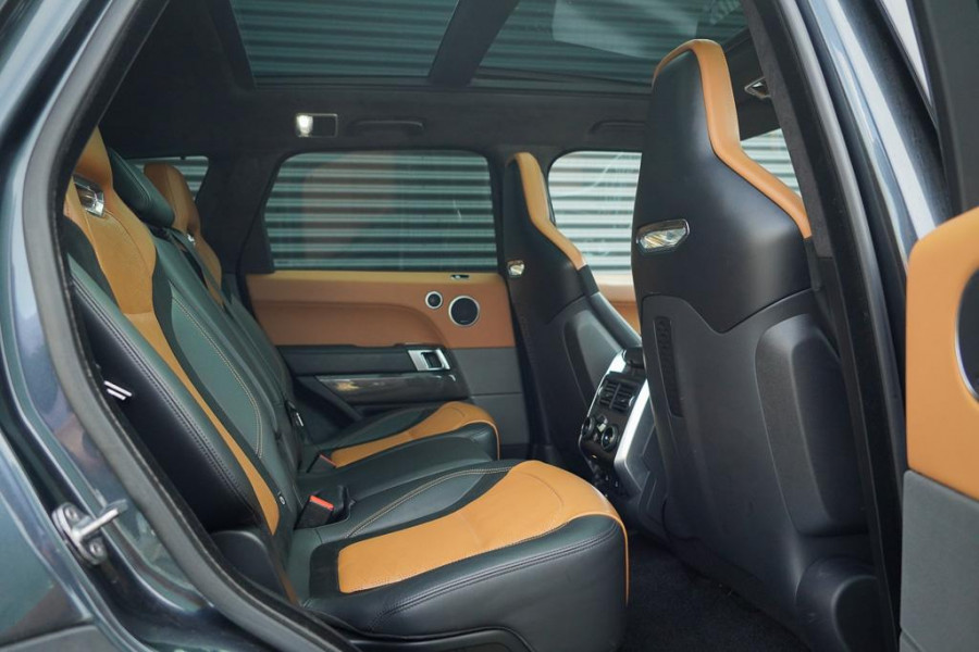 Land Rover Range Rover Sport 5.0 V8 SVR 575 PK / SVO Lak / Pano / Alcantara / Carbon / Trekhaak