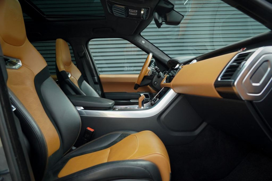Land Rover Range Rover Sport 5.0 V8 SVR 575 PK / SVO Lak / Pano / Alcantara / Carbon / Trekhaak