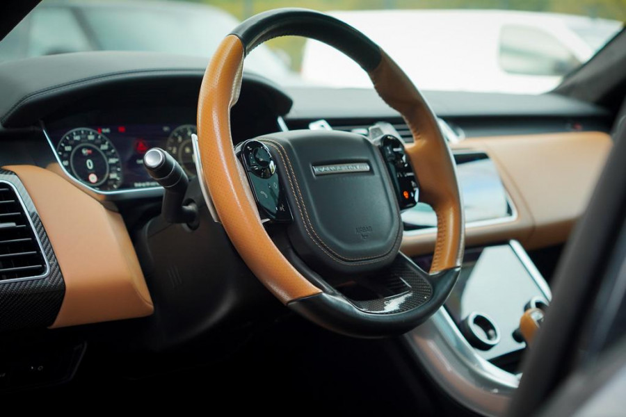 Land Rover Range Rover Sport 5.0 V8 SVR 575 PK / SVO Lak / Pano / Alcantara / Carbon / Trekhaak