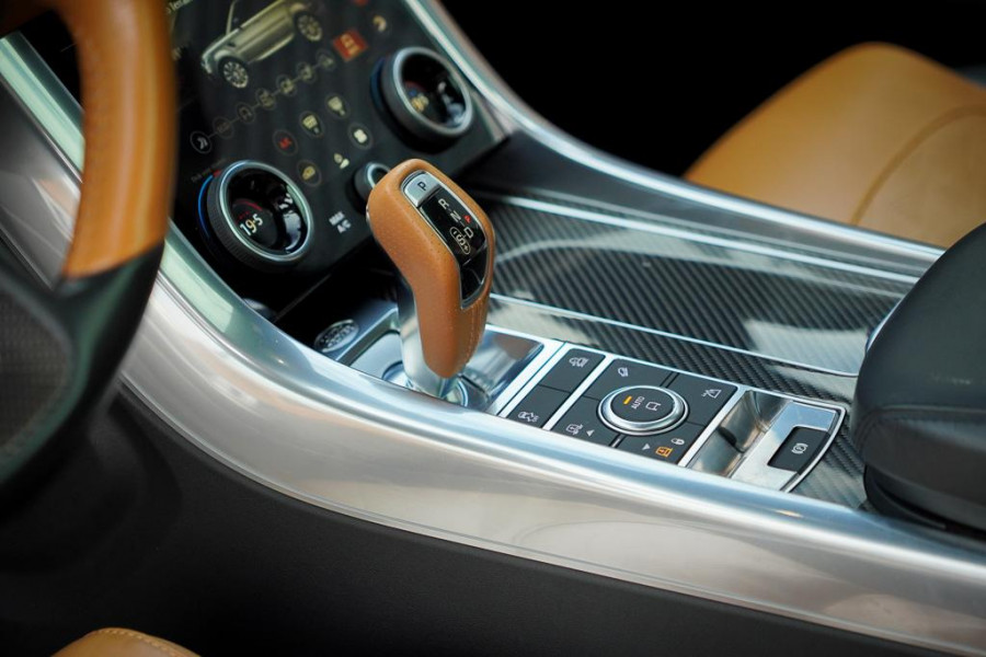 Land Rover Range Rover Sport 5.0 V8 SVR 575 PK / SVO Lak / Pano / Alcantara / Carbon / Trekhaak