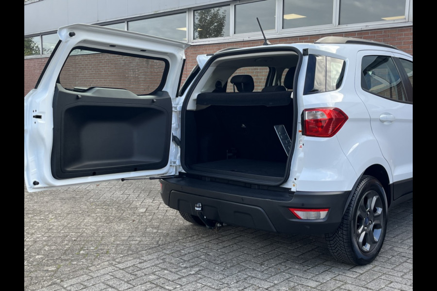 Ford EcoSport 1.0 EB Trend Ultim. TREKHAAK/NAVI/CRUISE C.C./DEALERONDERHOUDEN Ford EcoSport 1.0 EB Trend Ultim. TREKHAAK/NAVI/CRUISE C.C./DEALERONDERHOUDEN