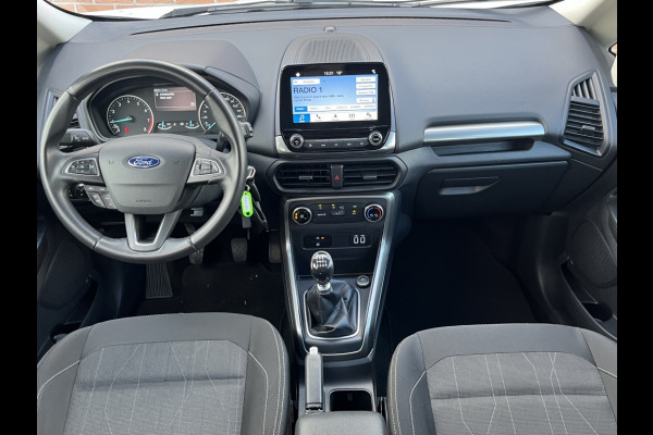 Ford EcoSport 1.0 EB Trend Ultim. TREKHAAK/NAVI/CRUISE C.C./DEALERONDERHOUDEN Ford EcoSport 1.0 EB Trend Ultim. TREKHAAK/NAVI/CRUISE C.C./DEALERONDERHOUDEN