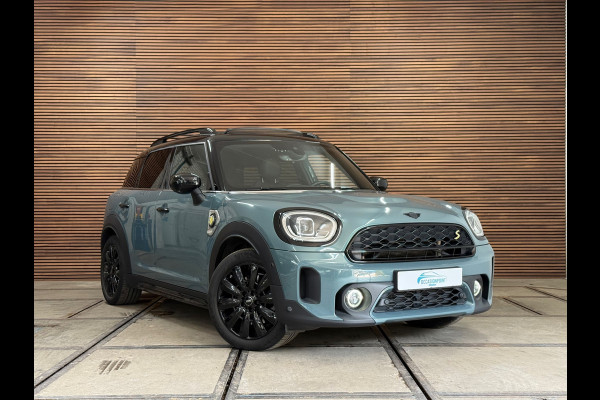 MINI Countryman Cooper S E ALL4 Northwood | Union Jack Led | Panoramadak | Camera | Leer | Sage Green |