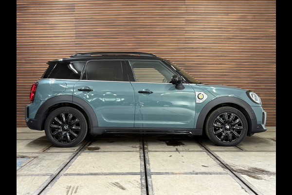 MINI Countryman Cooper S E ALL4 Northwood | Union Jack Led | Panoramadak | Camera | Leer | Sage Green |