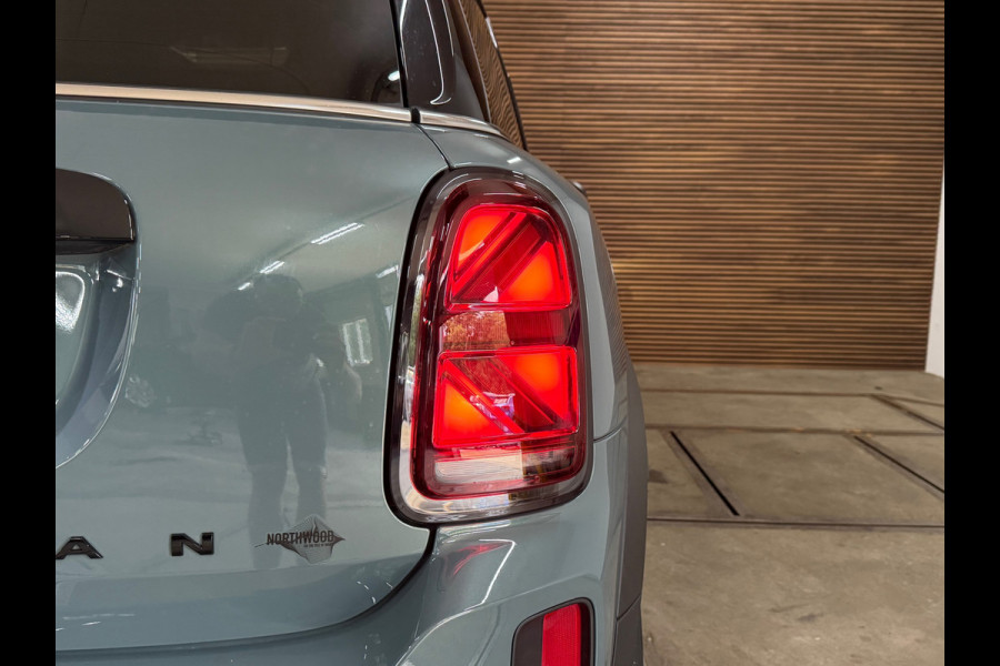 MINI Countryman Cooper S E ALL4 Northwood | Union Jack Led | Panoramadak | Camera | Leer | Sage Green |