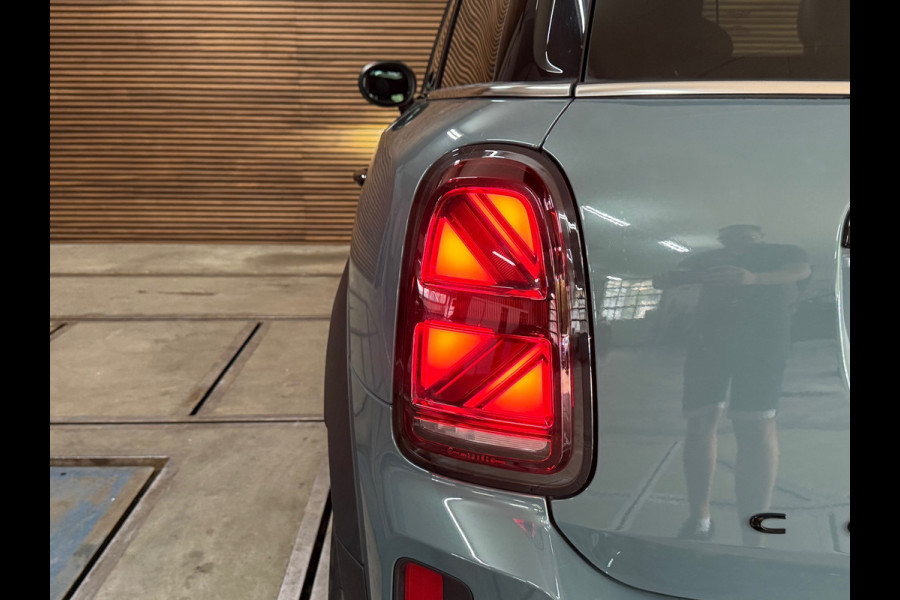 MINI Countryman Cooper S E ALL4 Northwood | Union Jack Led | Panoramadak | Camera | Leer | Sage Green |
