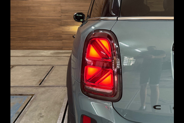 MINI Countryman Cooper S E ALL4 Northwood | Union Jack Led | Panoramadak | Camera | Leer | Sage Green |