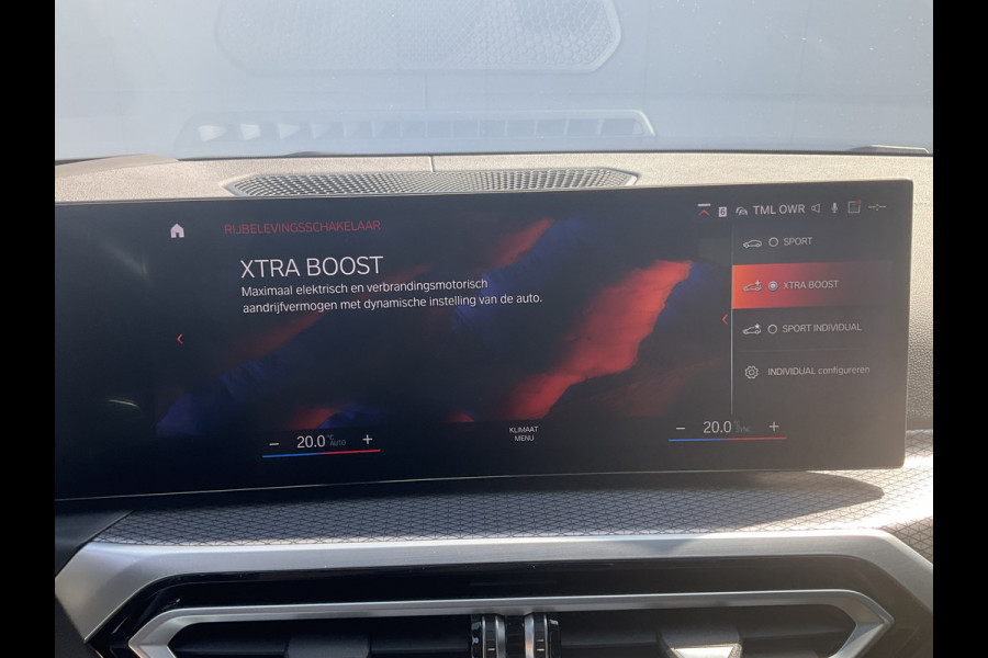 BMW 3-serie 330e xDrive Nieuwstaat Open dak Harman/kordon Elec. t-haak Sportstoelen Headup BMW 3-serie 330e xDrive Nieuwstaat Open dak Harman/kordon Elec. t-haak Sportstoelen Headup