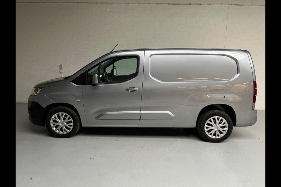 Citroën Berlingo L2H1 1.6 BlueHDI 100PK euro6 Club XL 3persoons, Airco, CruiseControl, Navigatie, Grijs metallic, RIJKLAARPRIJS!
