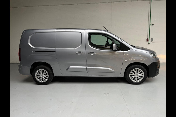 Citroën Berlingo L2H1 1.6 BlueHDI 100PK euro6 Club XL 3persoons, Airco, CruiseControl, Navigatie, Grijs metallic, RIJKLAARPRIJS!