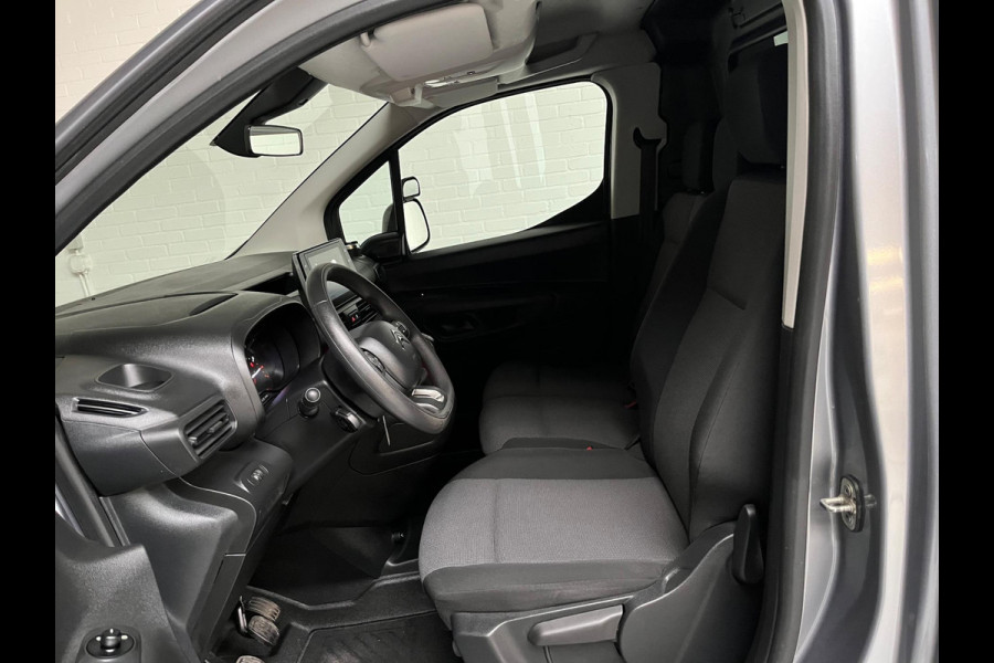 Citroën Berlingo L2H1 1.6 BlueHDI 100PK euro6 Club XL 3persoons, Airco, CruiseControl, Navigatie, Grijs metallic, RIJKLAARPRIJS!