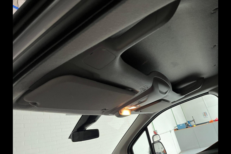 Citroën Berlingo L2H1 1.6 BlueHDI 100PK euro6 Club XL 3persoons, Airco, CruiseControl, Navigatie, Grijs metallic, RIJKLAARPRIJS!