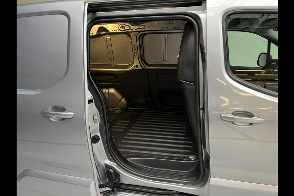 Citroën Berlingo L2H1 1.6 BlueHDI 100PK euro6 Club XL 3persoons, Airco, CruiseControl, Navigatie, Grijs metallic, RIJKLAARPRIJS!