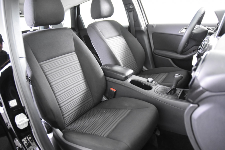 Mercedes-Benz B-Klasse 180 d *2e Eigenaar*Navigatie*Camera* Mercedes-Benz B-Klasse 180 d *2e Eigenaar*Navigatie*Camera*