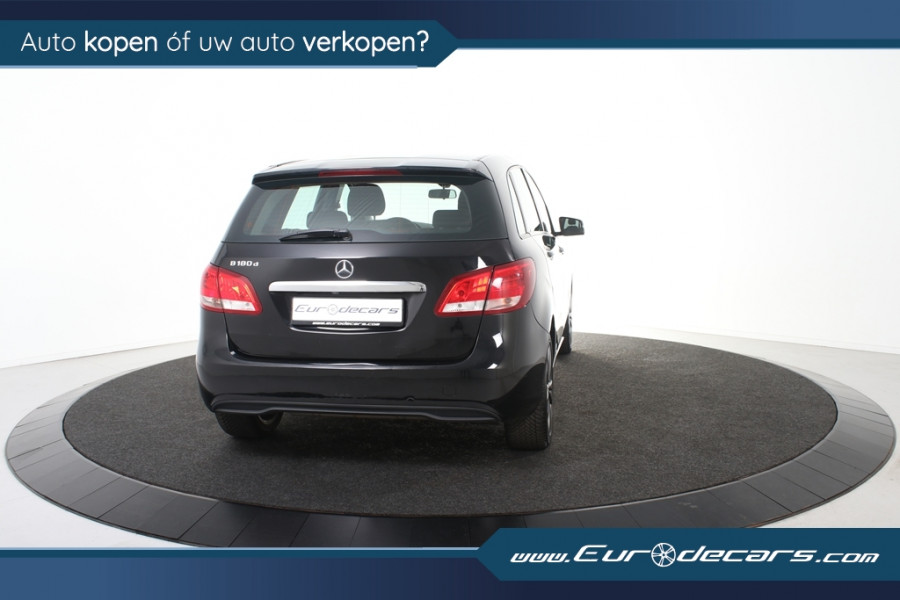 Mercedes-Benz B-Klasse 180 d *2e Eigenaar*Navigatie*Camera* Mercedes-Benz B-Klasse 180 d *2e Eigenaar*Navigatie*Camera*