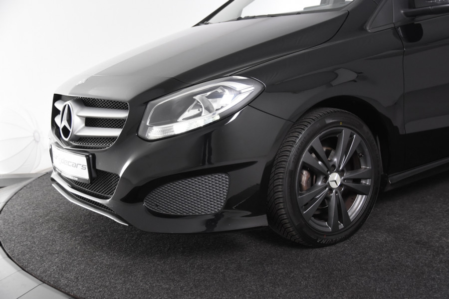 Mercedes-Benz B-Klasse 180 d *2e Eigenaar*Navigatie*Camera* Mercedes-Benz B-Klasse 180 d *2e Eigenaar*Navigatie*Camera*