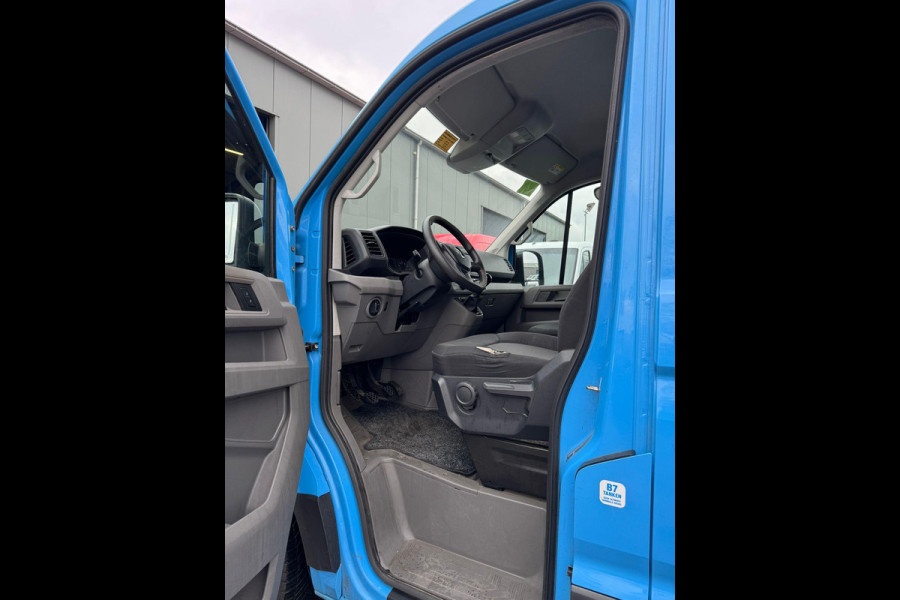 Volkswagen Crafter 35 2.0 TDI L4H3 BAKWAGEN MET DEUREN / EURO 6 / N.A.P / DEALER ONDERHOUDEN Volkswagen Crafter 35 2.0 TDI L4H3 BAKWAGEN MET DEUREN / EURO 6 / N.A.P / DEALER ONDERHOUDEN