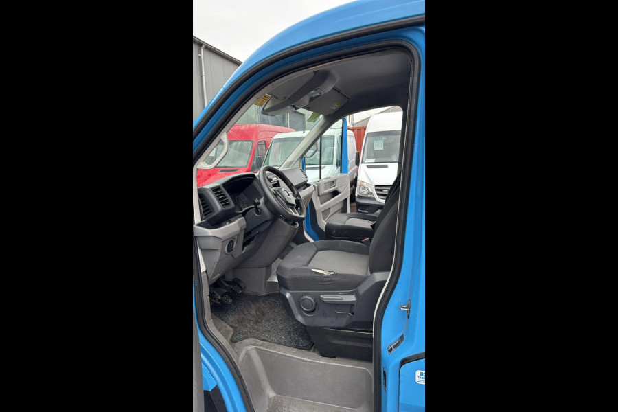Volkswagen Crafter 35 2.0 TDI L4H3 BAKWAGEN MET DEUREN / EURO 6 / N.A.P / DEALER ONDERHOUDEN Volkswagen Crafter 35 2.0 TDI L4H3 BAKWAGEN MET DEUREN / EURO 6 / N.A.P / DEALER ONDERHOUDEN