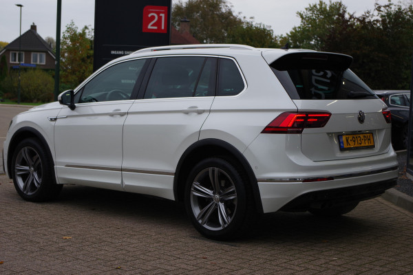 Volkswagen Tiguan 1.4 TSI 150 PK 4Motion Automaat R-Line Highline, Trekhaak, Camera, LED, Winterpakket Volkswagen Tiguan 1.4 TSI 150 PK 4Motion Automaat R-Line Highline, Trekhaak, Camera, LED, Winterpakket