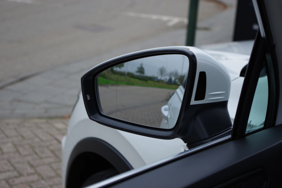 Volkswagen Tiguan 1.4 TSI 150 PK 4Motion Automaat R-Line Highline, Trekhaak, Camera, LED, Winterpakket Volkswagen Tiguan 1.4 TSI 150 PK 4Motion Automaat R-Line Highline, Trekhaak, Camera, LED, Winterpakket