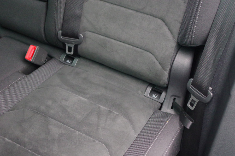 Volkswagen Tiguan 1.4 TSI 150 PK 4Motion Automaat R-Line Highline, Trekhaak, Camera, LED, Winterpakket Volkswagen Tiguan 1.4 TSI 150 PK 4Motion Automaat R-Line Highline, Trekhaak, Camera, LED, Winterpakket