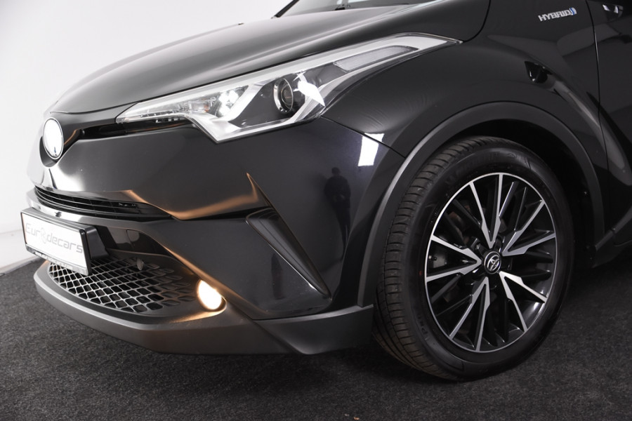 Toyota C-HR 1.8 Hybrid Dynamic *Navigatie*Stoelverwarming* Toyota C-HR 1.8 Hybrid Dynamic *Navigatie*Stoelverwarming*
