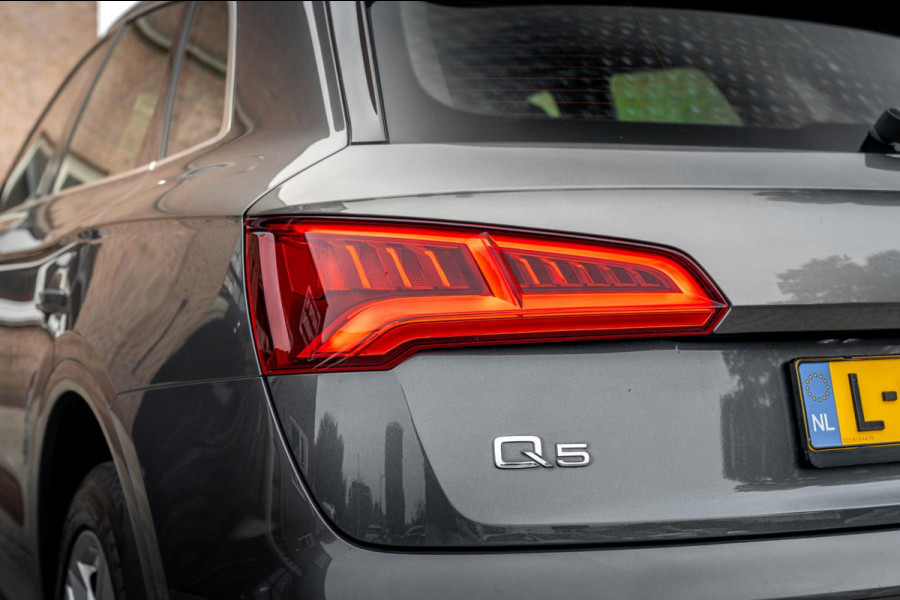 Audi Q5 2.0 TFSI Quattro Sport S Line Edition 252 PK Aut. Pano Stoelverwarming Xenon 19''