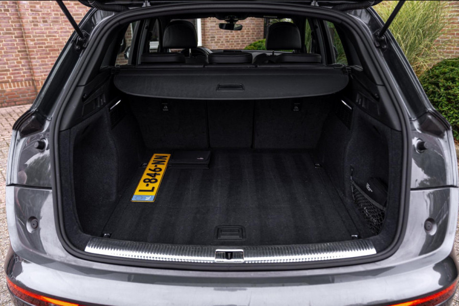 Audi Q5 2.0 TFSI Quattro Sport S Line Edition 252 PK Aut. Pano Stoelverwarming Xenon 19''
