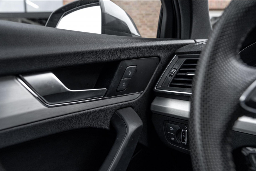 Audi Q5 2.0 TFSI Quattro Sport S Line Edition 252 PK Aut. Pano Stoelverwarming Xenon 19''