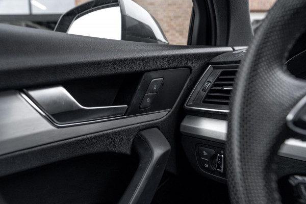 Audi Q5 2.0 TFSI Quattro Sport S Line Edition 252 PK Aut. Pano Stoelverwarming Xenon 19''