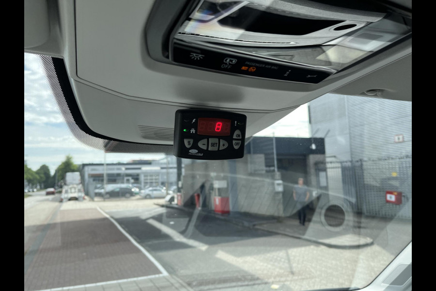 Volkswagen Crafter 35 2.0 TDI L3H3 Highline 140 pk AUTOMAAT Koelwagen Vrieswagen Tot -15 graden| NAV | PDC | CAMERA